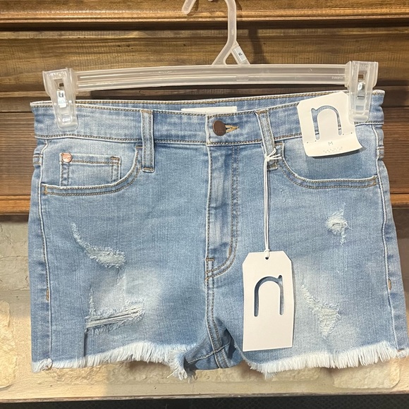 Nature Denim Distressed high rise shorts NWT - Picture 1 of 11